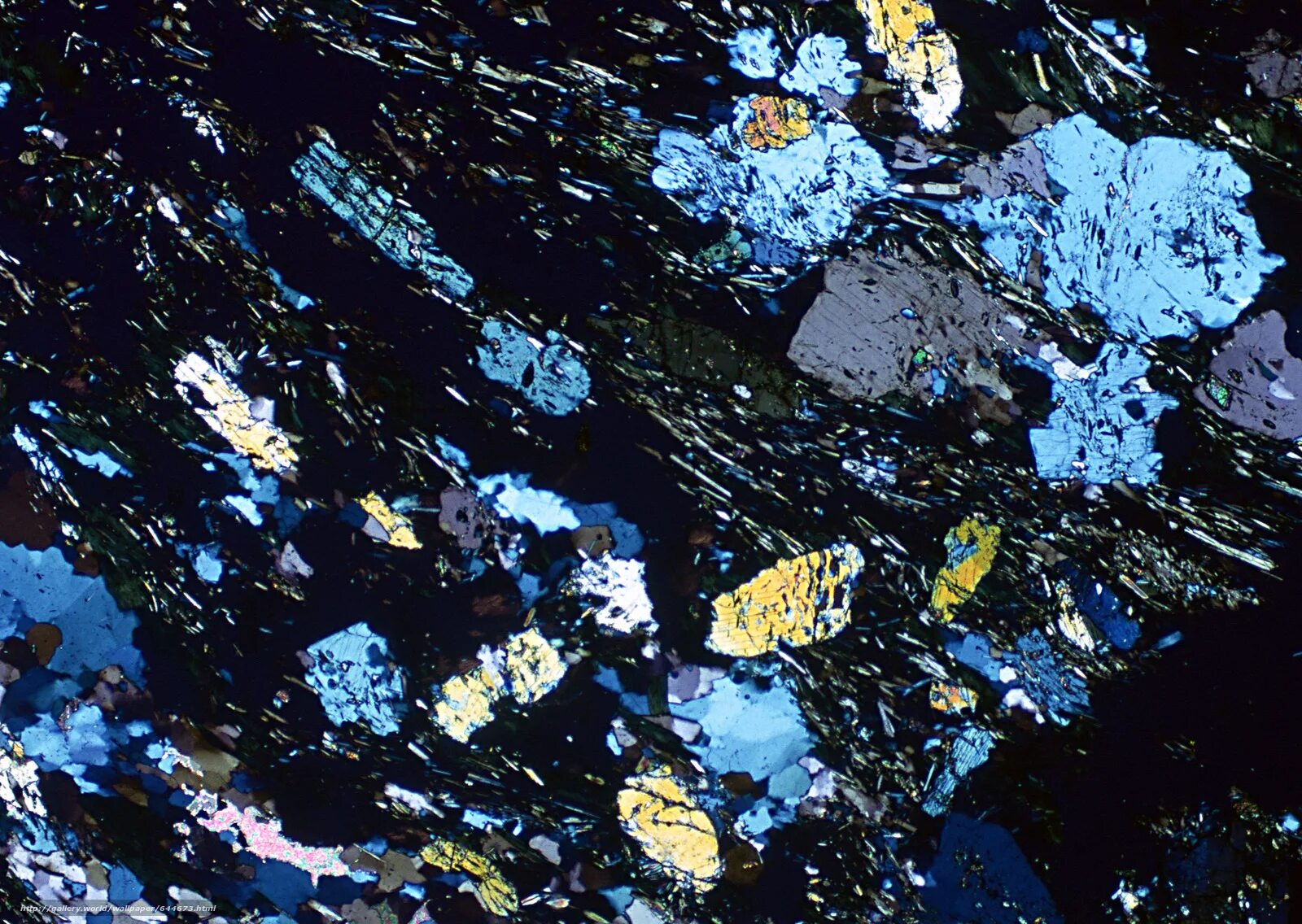 Камень под микроскопом. Кристаллы под микроскопом. Минералы под микроскопом.