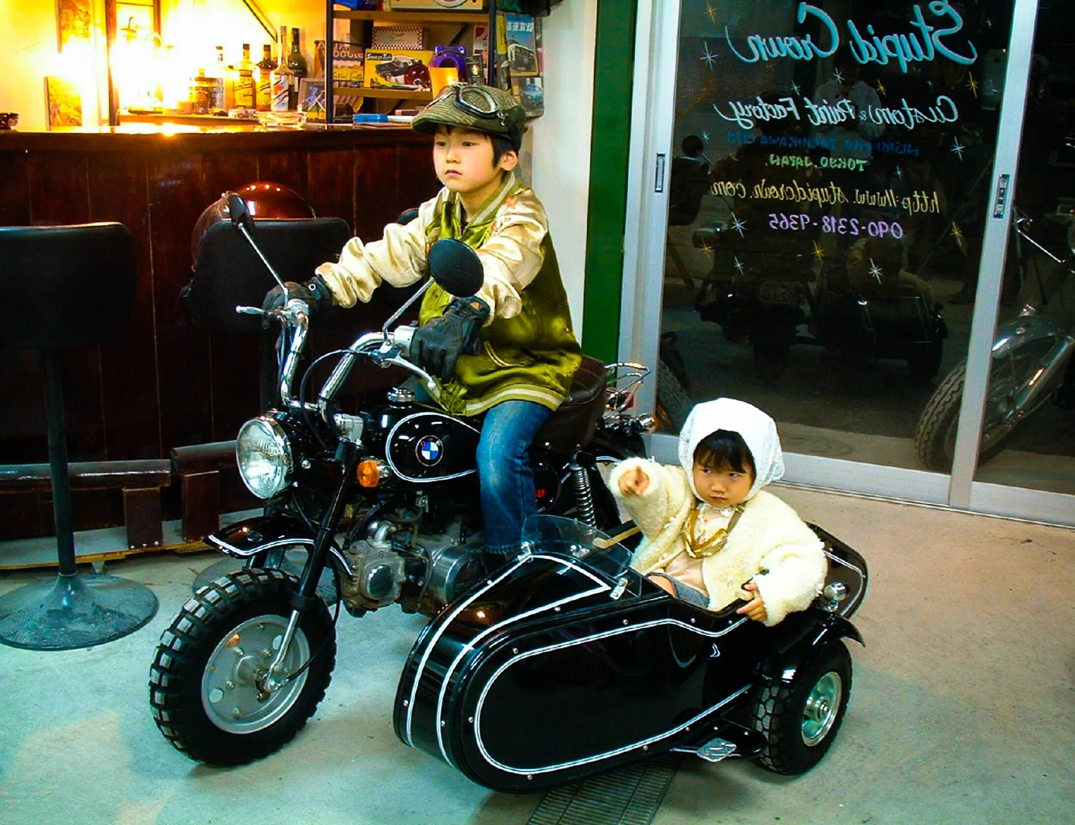 Мини урал. Honda monkey sidecar. коляска для honda monkey. мини урал мотоцикл. детский мотоцикл с коляской.