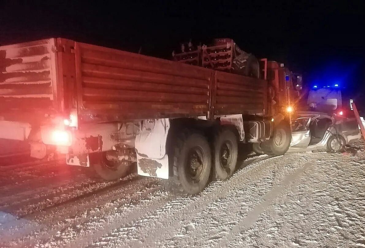 Авария в Карелии вчера на трассе кола. Авария на трассе кола в Карелии. Авария в Карелии вчера на трассе.