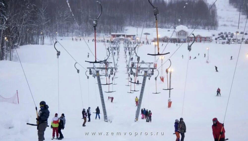 Курорт красное озеро Коробицыно. Красное озеро Ленинградская область горнолыжный. Коробицыно горнолыжный красное озеро. Горнолыжка красное озеро Коробицыно. Сайт горнолыжный курорт красное озеро