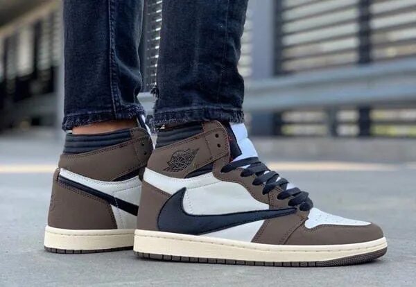 Кроссовки nike air jordan 1 travis scott. Nike Air Jordan 1 Travis Scott. Nike Air Jordan 1 Travis. Nike Air Jordan 1 High Travis Scott. Nike Air Jordan 1 Retro High Travis Scott.