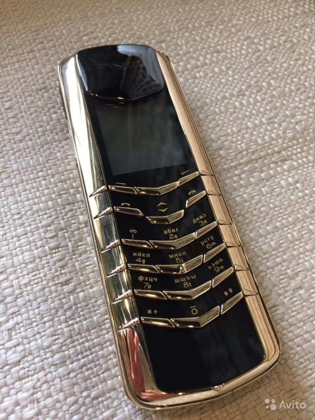 Vertu Signature m. Vertu Signature Gold. Vertu Signature m Design. Vertu Signature Yellow Gold.