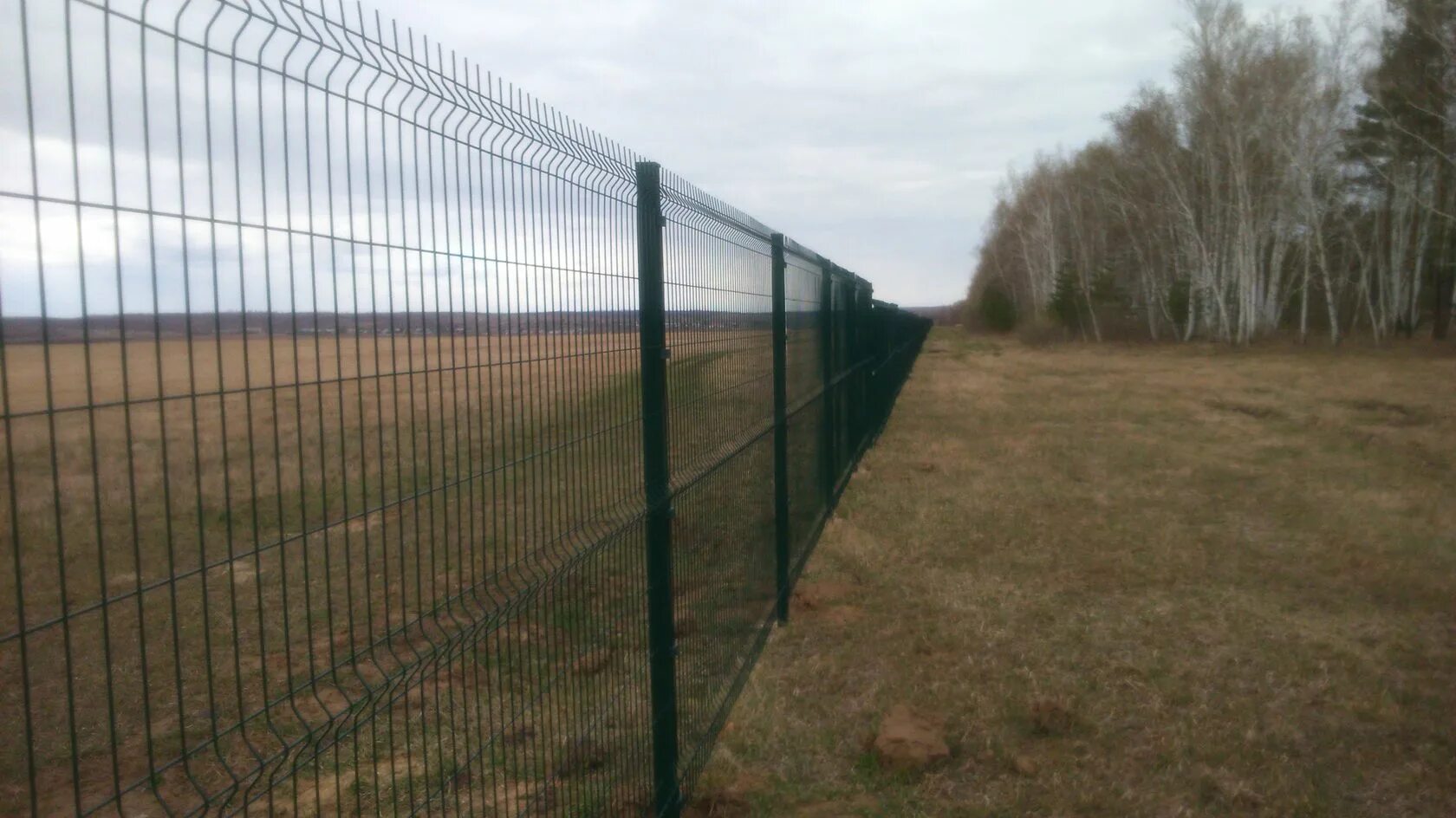 Сетка гранд лайн. Откатные ворота сетка Гиттер. 3д забор Гранд лайн. 3d сетка Гиттер для заборов. Ворота из сетки Гиттер 3 д.