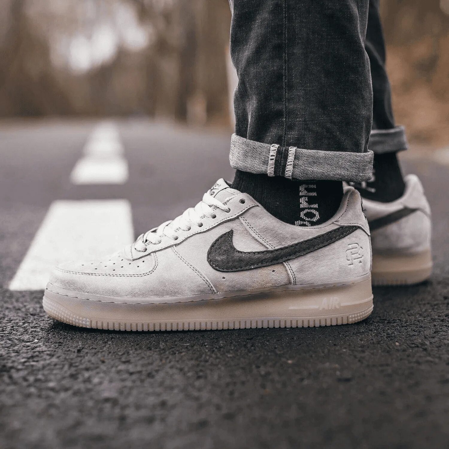 Nike force 1 reigning champ. Nike air force 1 серые. nike air force 1 mid reigning champ grey. nike x reigning champ air force 1 low. reigning champ x nike air force 1.
