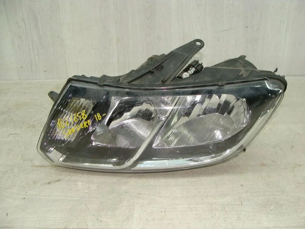 Фара логан 2. Фара левая renault 260607796r. Фара левая renault sandero stepway. Фара передняя дастер 2 черные артикул. Фара левая сандеро 2.