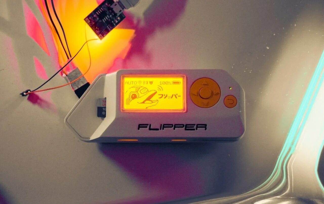 Flipper zero где. Флиппер тамагочи. тамагочи флиппер zero. мультитул flipper zero. тамагочи для хакеров flipper zero.