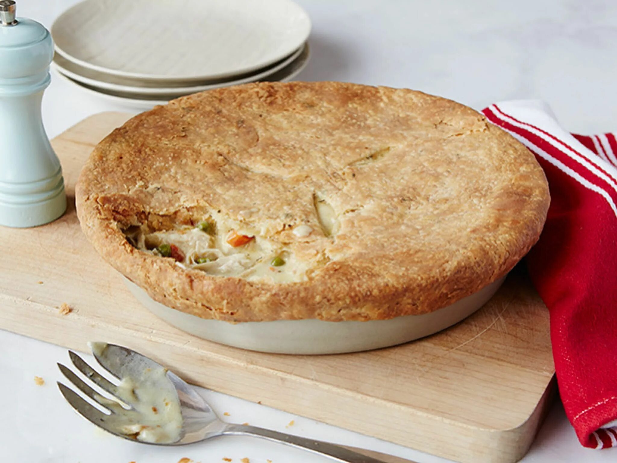 Пай с курицей. Чикен пот Пай. Пирог Pot pie. Пот Пай с курицей. Пот Пай с цыпленком и овощами.