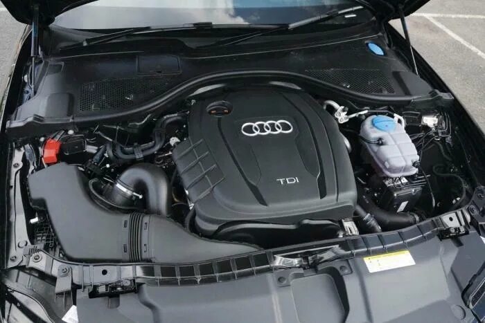 Audi a4 b8 двигатель. Audi a6 3.0 TDI мотор. Audi a6 c7 2.0 TDI. Audi a6 c4 двигатель. C7 3.0 tdi
