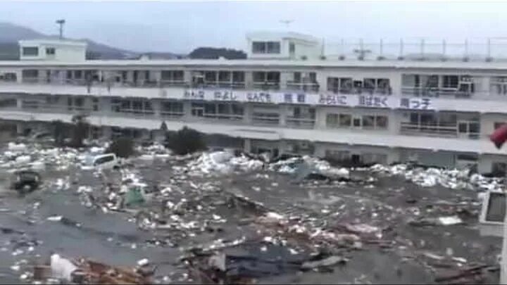 Японии 2011 видео. Японии 2011 видео. Землетрясение в мексике 2022. Цунами в японии в 2011 году видео. Сендай землетрясение 2011.