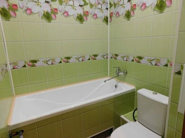 Панели ПВХ Яблоневый цвет. Панели с цветами в ванной. Зеленые панели в ванной. Панели ПВХ для ванной зеленые. Панель пвх зеленая
