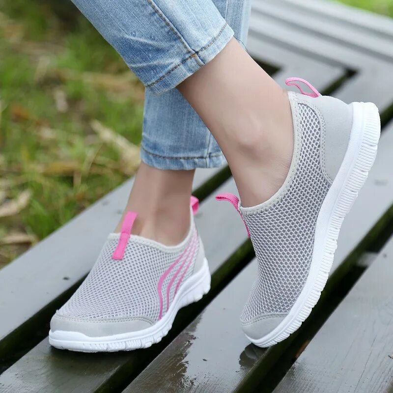 девушки в красивой од5жду. Adidas originals x pharrell williams hu. одежда для девушек. самые женские легкие женские. самые женские легкие женские.