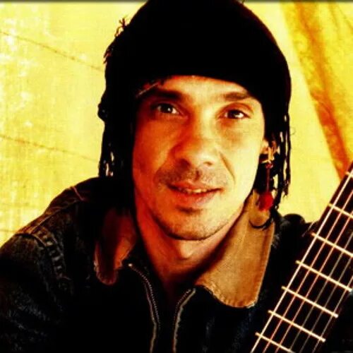 Manu ciao. Ману чао. ману чао музыкант. manu chao в молодости. ману чао в молодости.