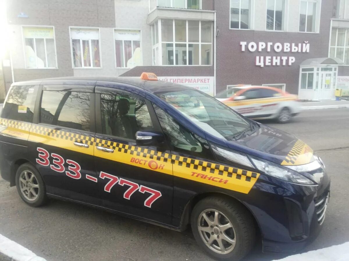 Такси восток номер телефона. Такси Восток. Vostok City такси Бишкек. Taxi Plus numeri.