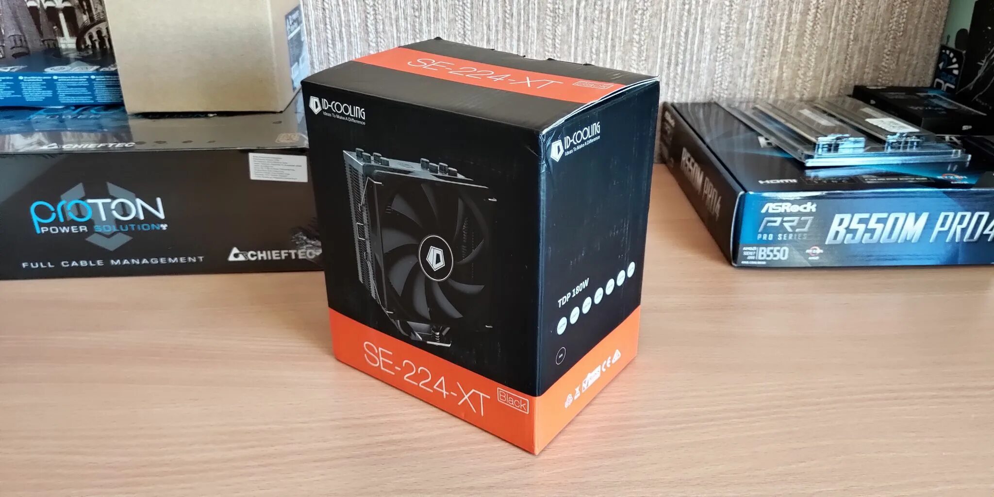 Id-cooling se-224-xt argb. Кулер id-cooling se-224-xts. Se 224 xt black v2. Id cooling se 224 xt. Id-cooling se-224-xt argb.