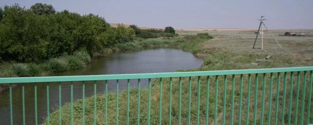 Село Ивановка Волгоградская область. Село Ивановка Волгоградская область Октябрьский район. Волгоград Светлоярский район Ивановка. Село Марьевка Оренбургская область Октябрьский район.