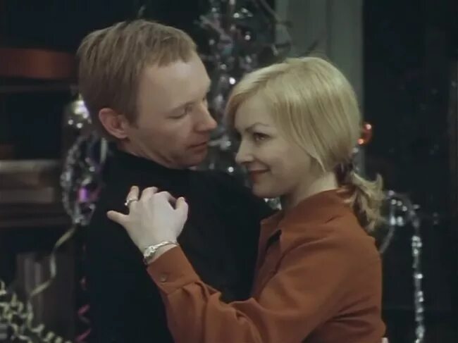 Ирония судьбы кадр в бане. С легким паром фильм 1975. Мужики живите так чтобы потом не пришлось спрашивать у ясеня. Ирония судьбы приколы. Ирония судьбы картинки.