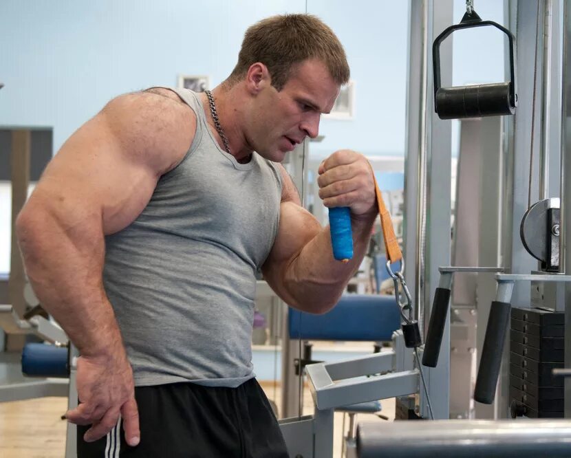 армрестлинг бицепсы. денис иванович цыпленков армрестлеры. денис цыпленков рекорд на бицепс. девон ларратт денис цыпленков. денис цыпленков бицепс.