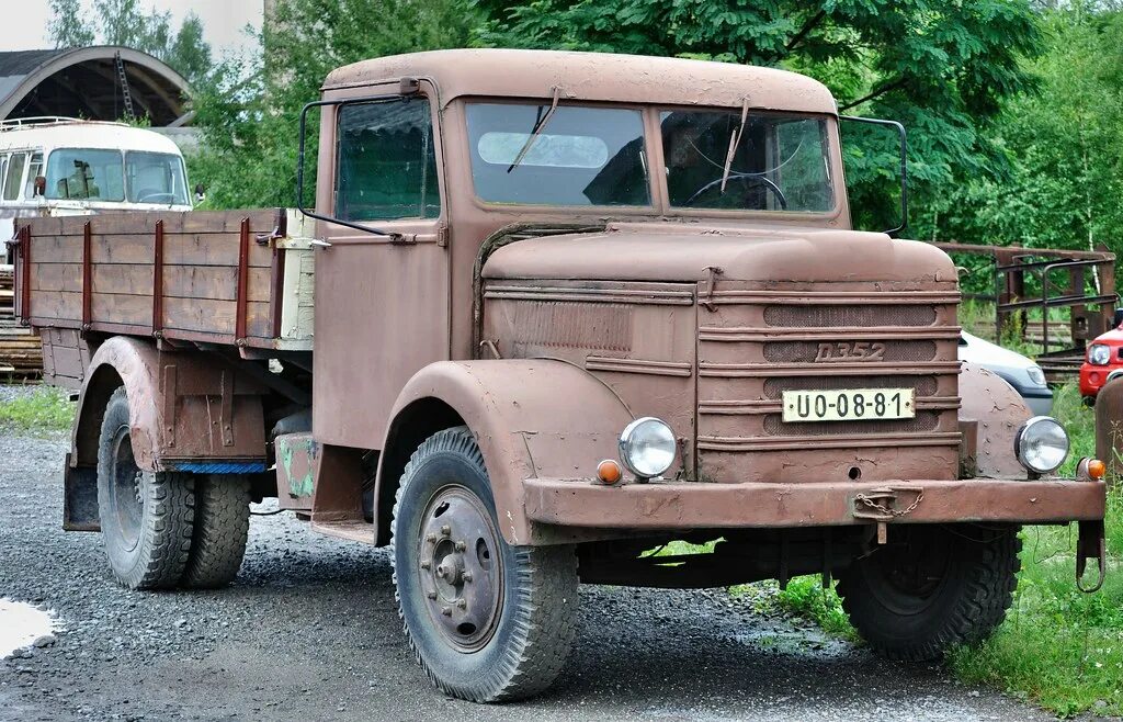 Csepel d450n. Венгерские грузовики чепель. Венгерские грузовики чепель. Грузовики венгрии. Татра чепель.