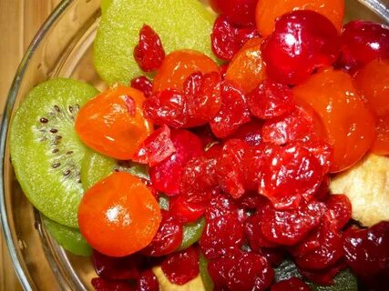 Приготовление натуральных фруктов и ягод