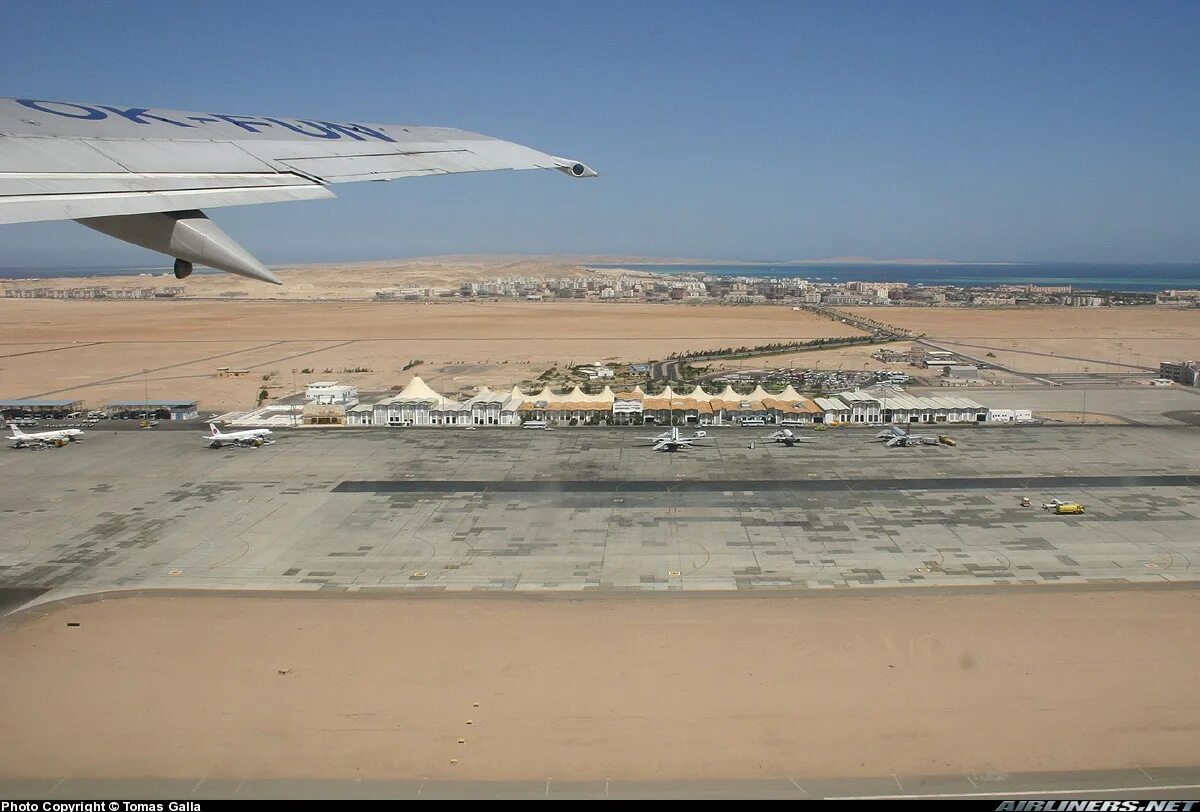 Сколько аэропортов в хургаде. Аэропорт Хургада Египет. Аэропорт Беренис в Египте. Аэропорт Шарм-Эль-Шейх. Аэропорт Египта Шарм-Эль-Шейх.