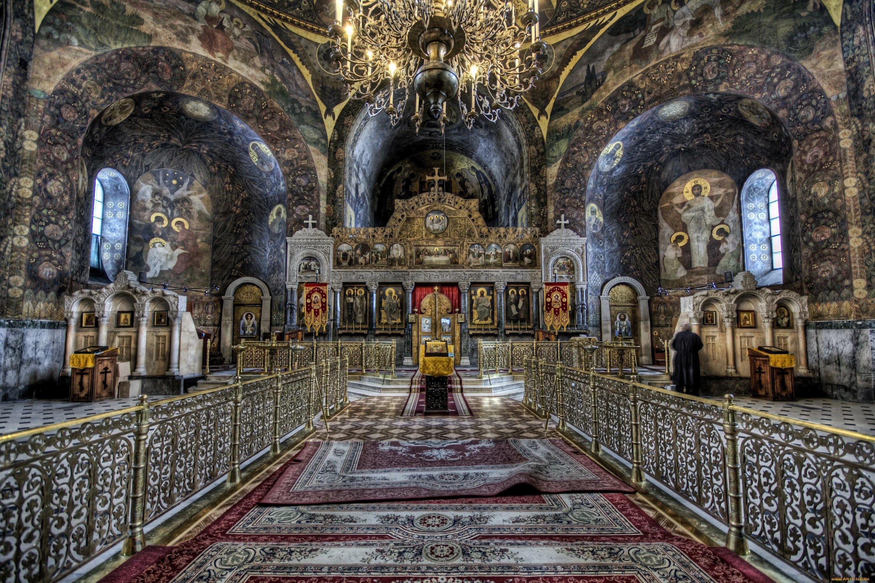 Сон церковь внутри быть. Сон церковь внутри быть