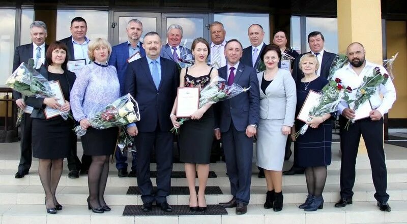 Сайт кобринского райисполкома. Некрасова лилия владимировна глава сузунского. Кобринский исполнительный комитет. Кобринский райисполком. Кобринский исполнительный комитет.