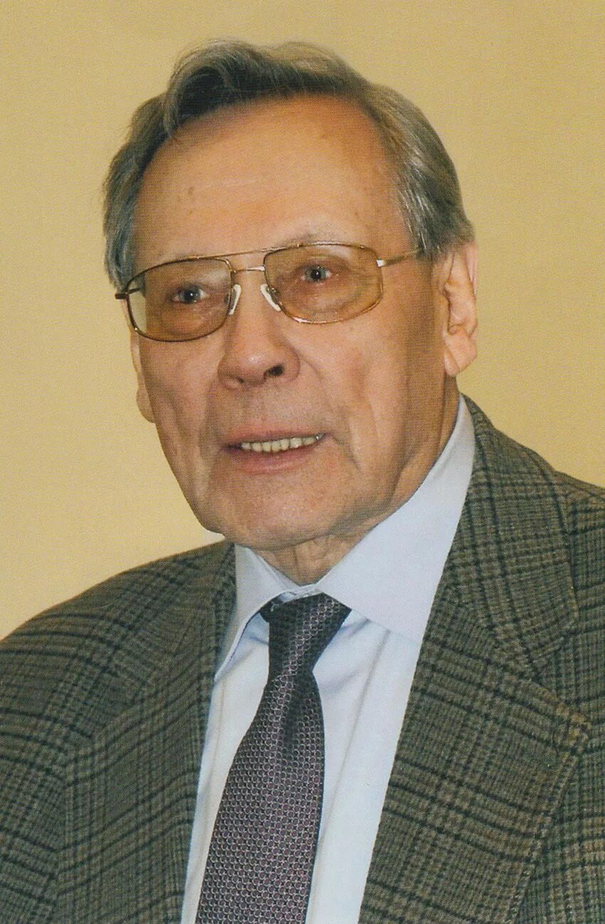 Н п лаверов