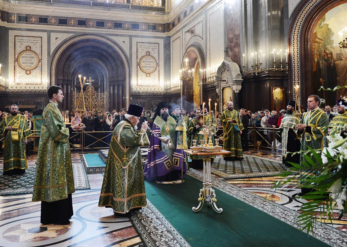 патриаршая елка в храме христа спасителя