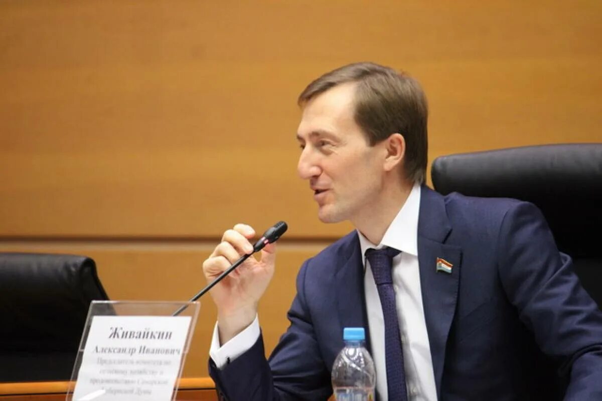 Депутат самарской губернской думы живайкин. Депутат живайкин самара. Живайкин самара депутат. Депутат самарской губернской думы живайкин. Живайкин самара депутат.