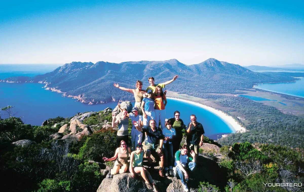 1 группа туристов из австралии. Тасмания остров туризма. Остров Тасмания население. Тасмания Австралия. Тасмания климат.