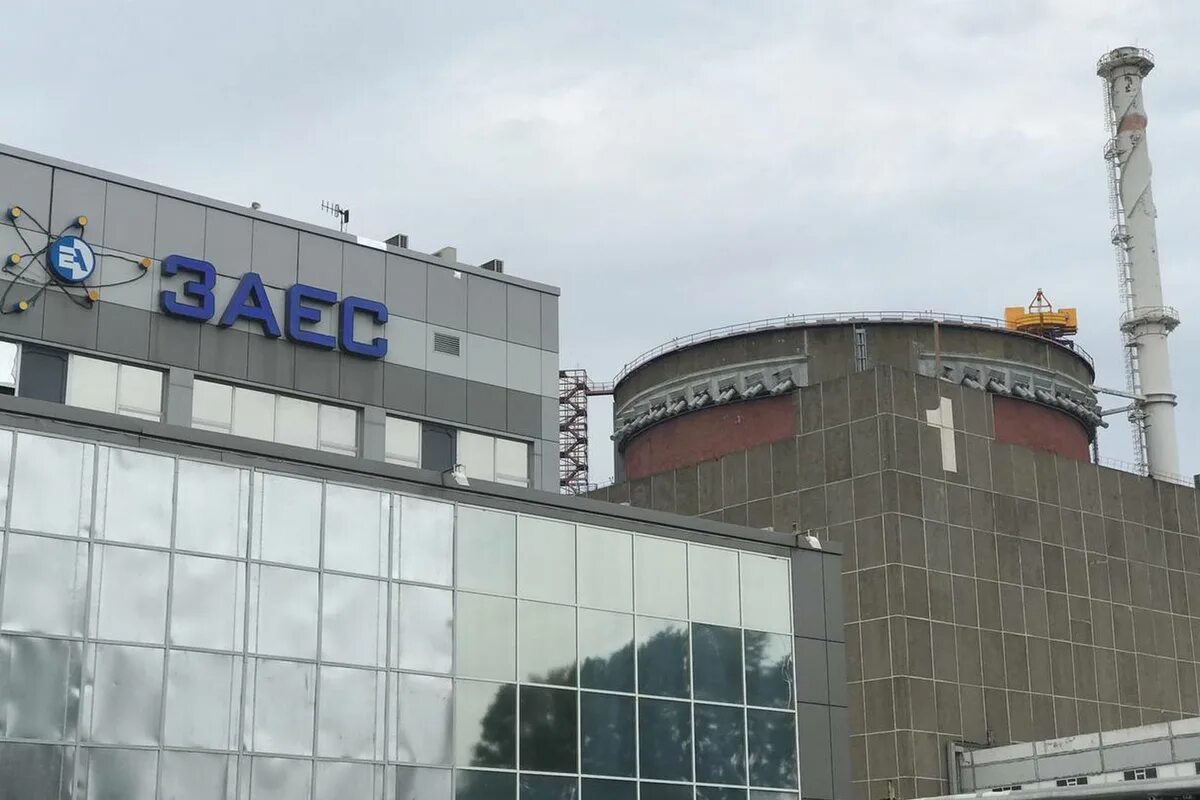 Что будет на запорожской аэс. Запорожская аэс энергодар. Что будет на запорожской аэс. Запорожской аэс (заэс). Запорожская аэс реактор.