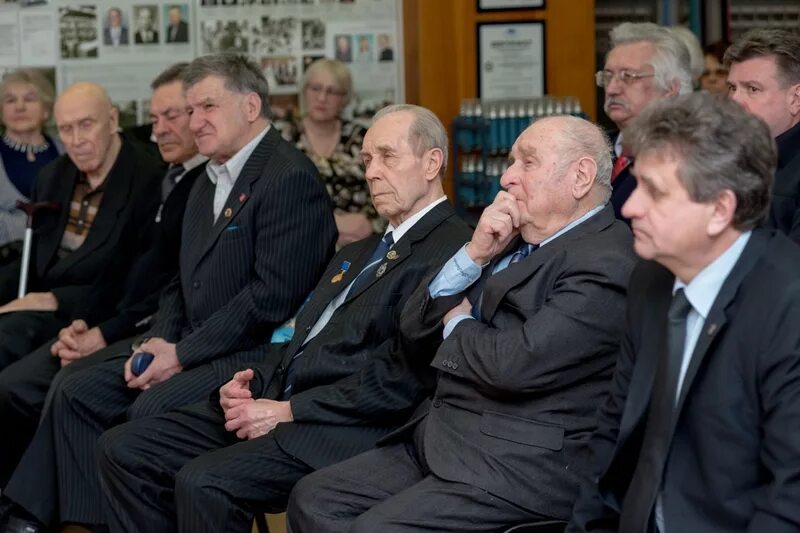 Завод новоуральск уран. Ао уэхк уральский электрохимический. Уральский электрохимический комбинат города новоуральска. Уральский электрохимический комбинат уэхк. Новоуральск.