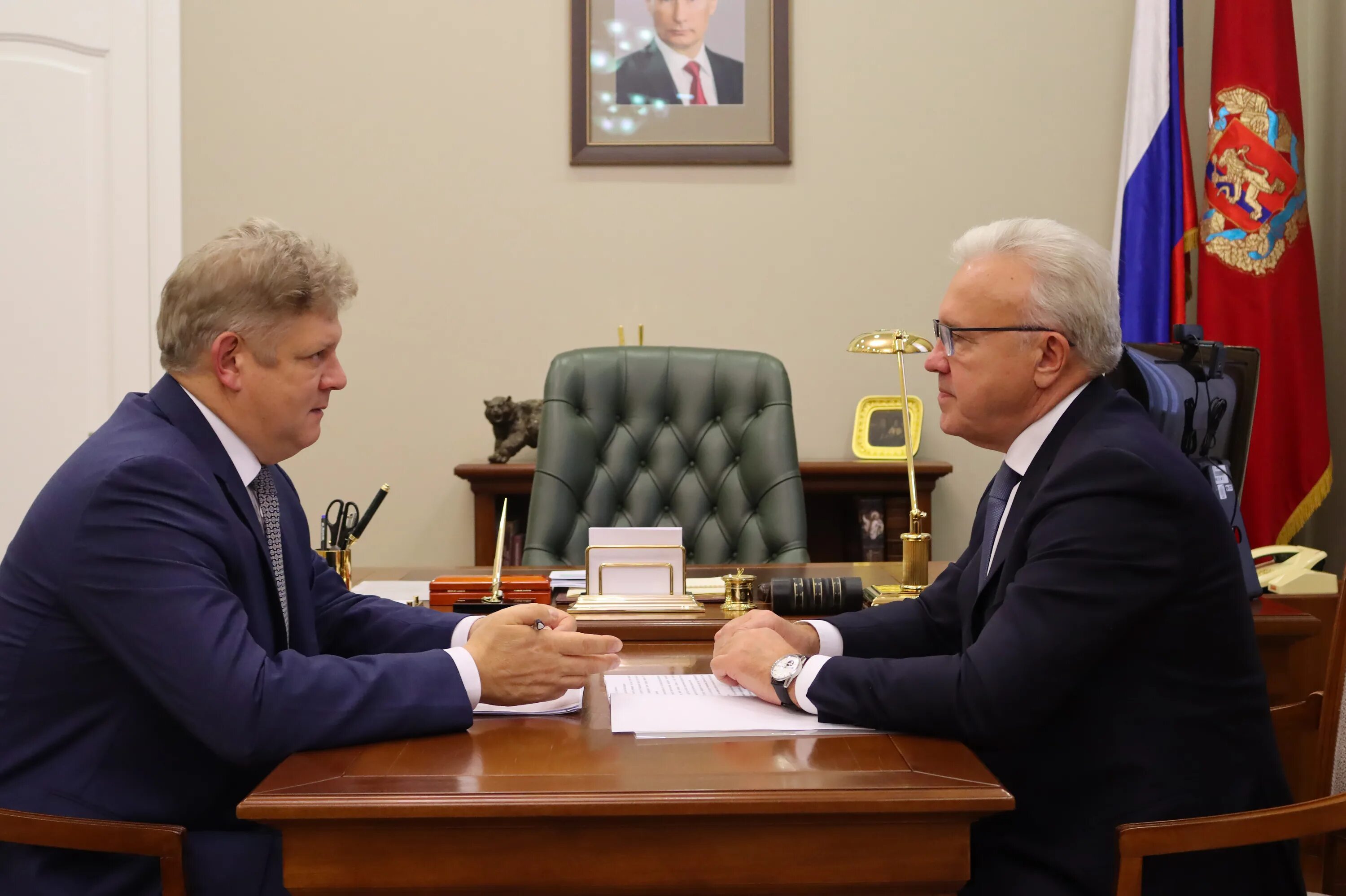 сергей меняйло. сергей иванович меняйло президент северной осетии. полпредом президента в сфо. серышев помощник президента. полномочный представитель в сфо.