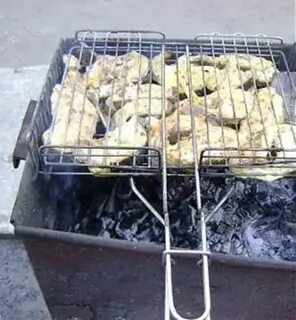 Сом на мангале на решетке рецепт