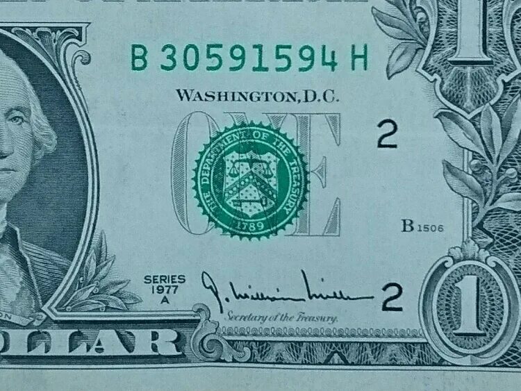 Один доллар сша банкнота. Купюра 1 доллар США. Как выглядит 1 доллар США. Доллар купюра 1 доллар. Американская купюра 1 доллар.