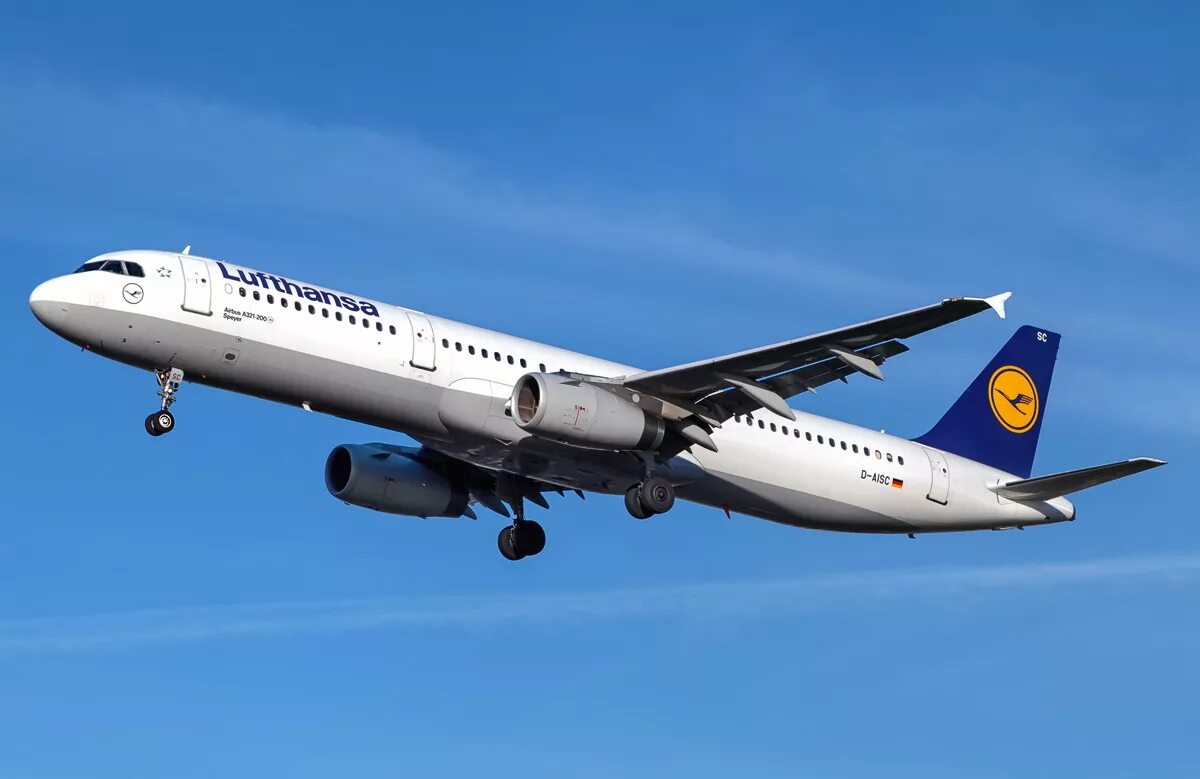 Сколько самолетов а321