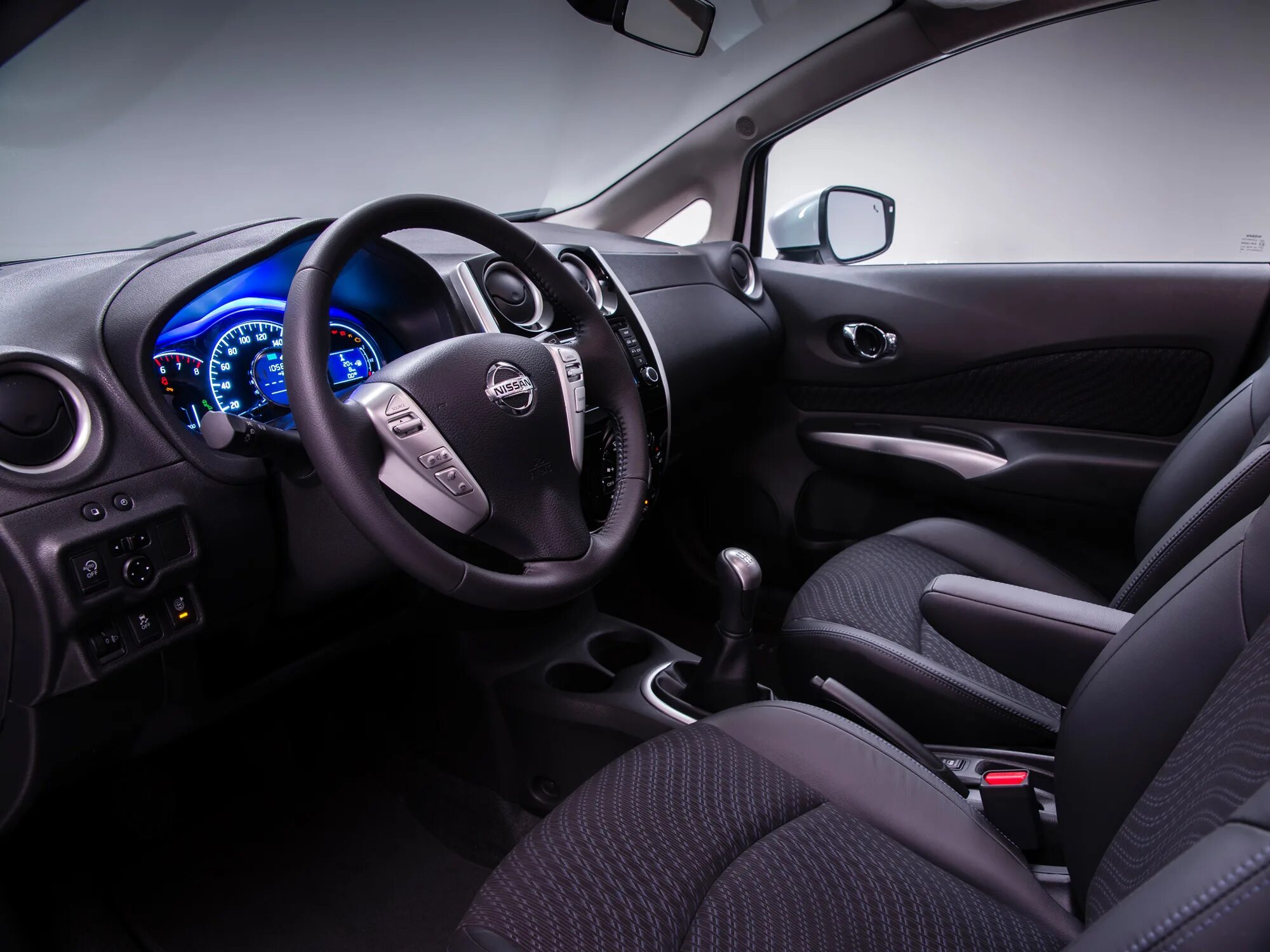 Nissan note салон. Nissan Note 2014 салон. Nissan Note Interior. Ниссан ноут 2013 салон. Ниссан ноут 2020 салон.