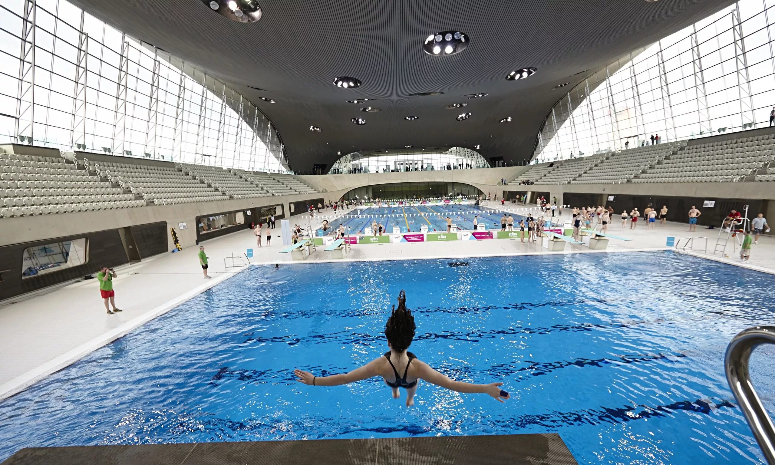 Центр водных видов спорта в Лондоне. Олимпийский бассейн Лондон 2012. Акватик центр в Лондоне. Водный комплекс «Aquatic Center».