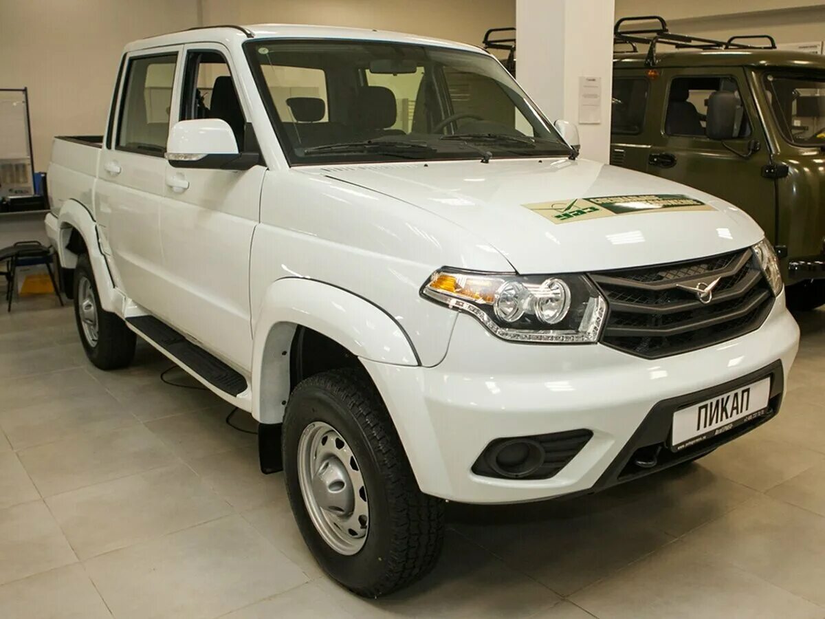 Купить уаз пикап в красноярске. UAZ Pickup 2021. УАЗ Патриот пикап белый. УАЗ пикап 2020. УАЗ пикап 2021 хабы.