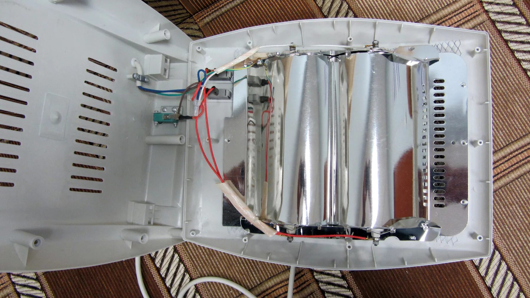 Ремонт обогревателя своими руками Конвектор Electrolux разрушение решетки тена YouTube