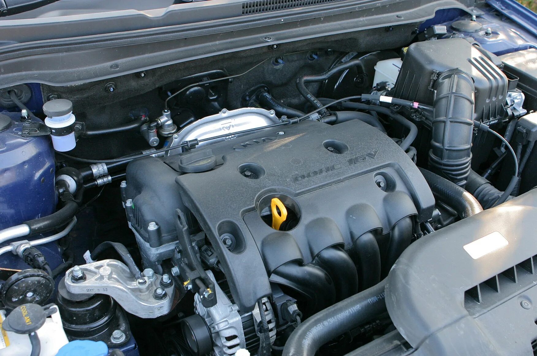 Моторный отсек Киа СИД. Kia Ceed 2008 1.6 двигатель. Моторный отсек Киа СИД 2008. Kia Ceed 2008 2.0 двигатель. Киа сид универсал двигатели