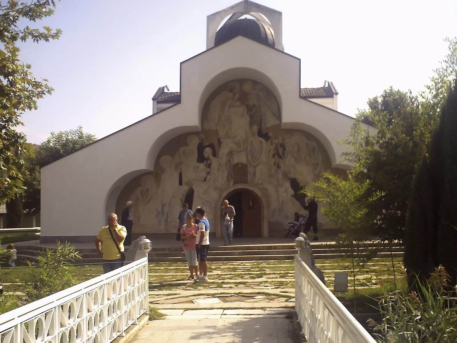Храм ванги. Часовня святой параскевы (рупите). рупите храм ванги. болгария село рупите. церковь ванги в рупите, болгария.
