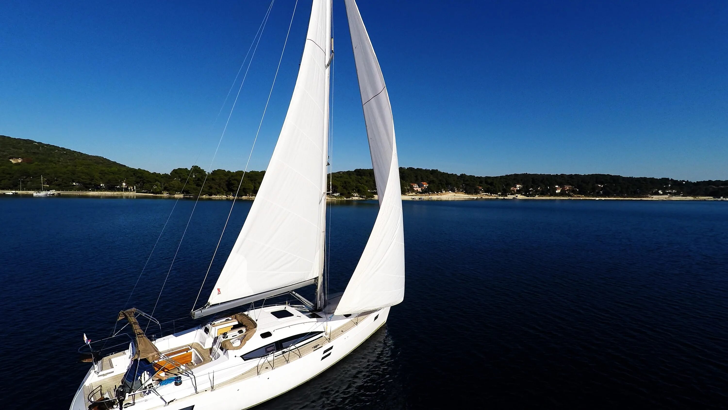 Парусные яхты. L sail. Sailing boat. Парусная яхта 30 футов. Sailboat.