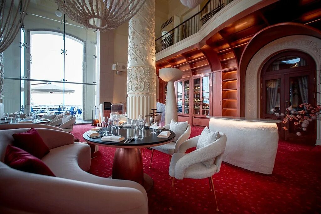 Barceloneta сочи ресторан. M. Лучшие рестораны сочи. Ресторан в сочи. Дельфин и русалка ресторан сочи.