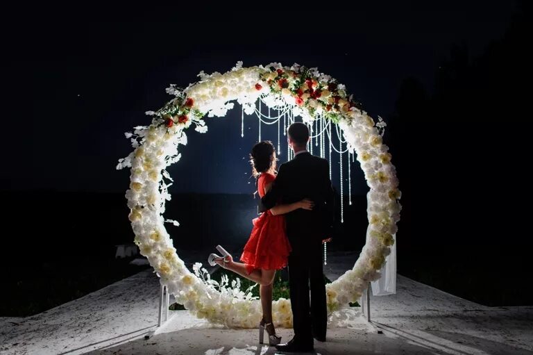 Арка "Свадебная". Свадебная арка с подсветкой. Круглая арка для выездной регистрации. Арка для фотозоны.
