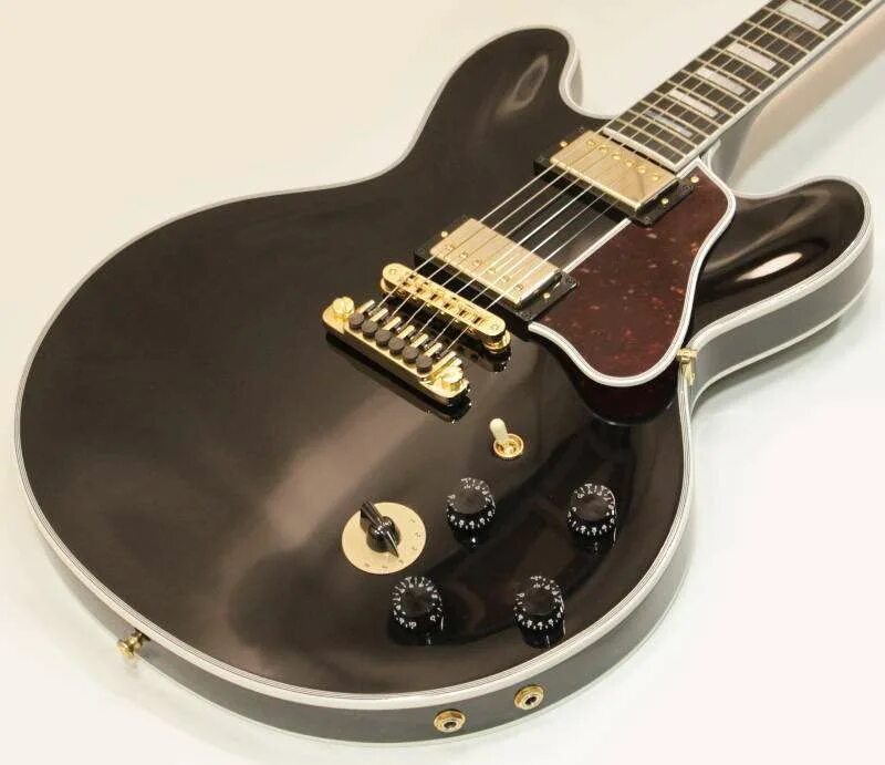 Гитара Гибсон Люсиль. Гибсон BB King Lucille. Gibson es-335 BB King. Gibson BB King.