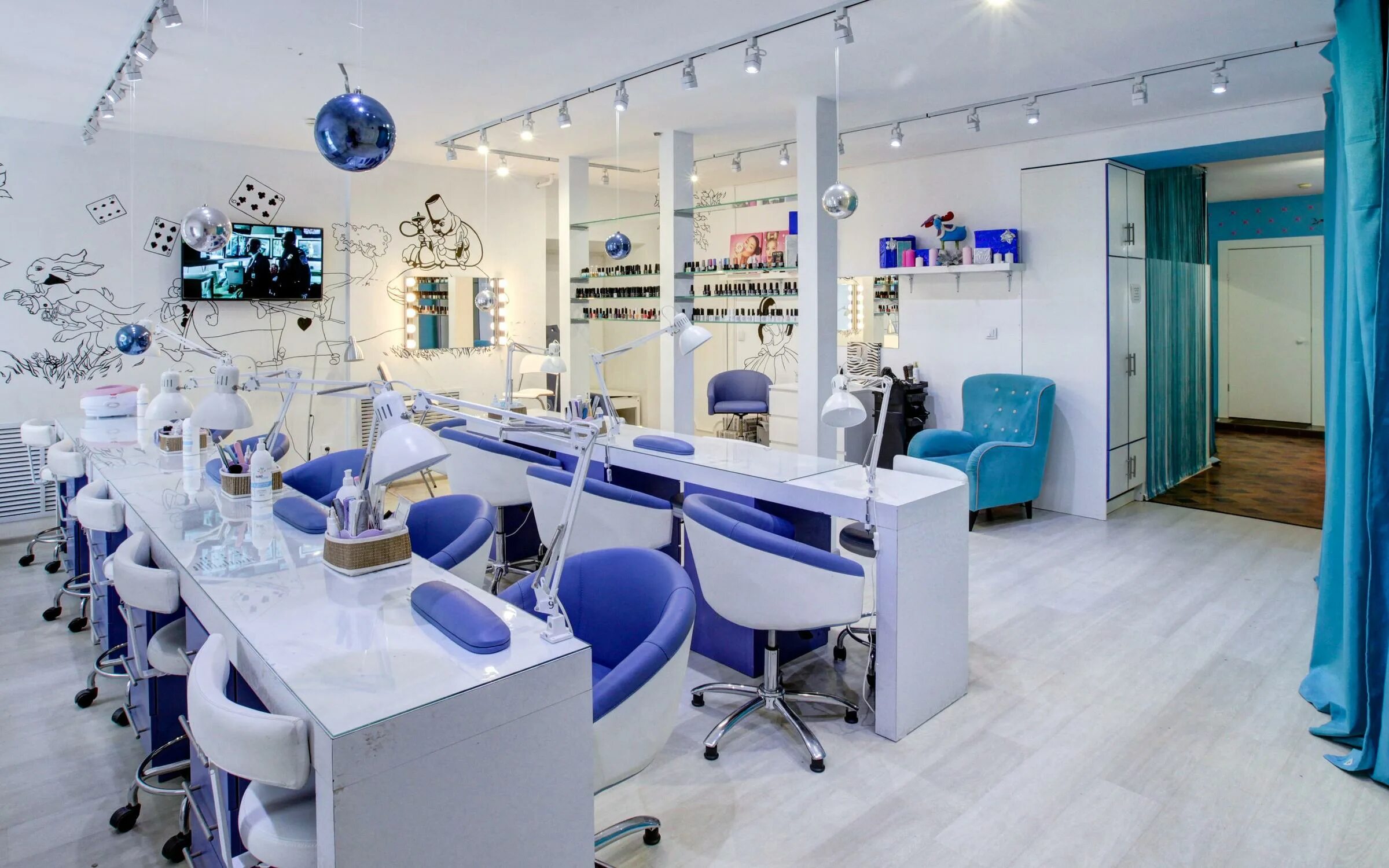 Парикмахерская бьюти шайн. Маникюрный салон. Студия маникюра nail studio. Студия маникюра монако. Салон красоты ультрамарин, йошкар-ола.