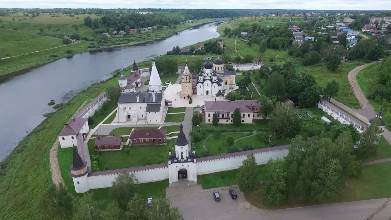 Прогноз старица. Старица тверская область сверху. пелеменая старица. пабор старица. гелевская старица.
