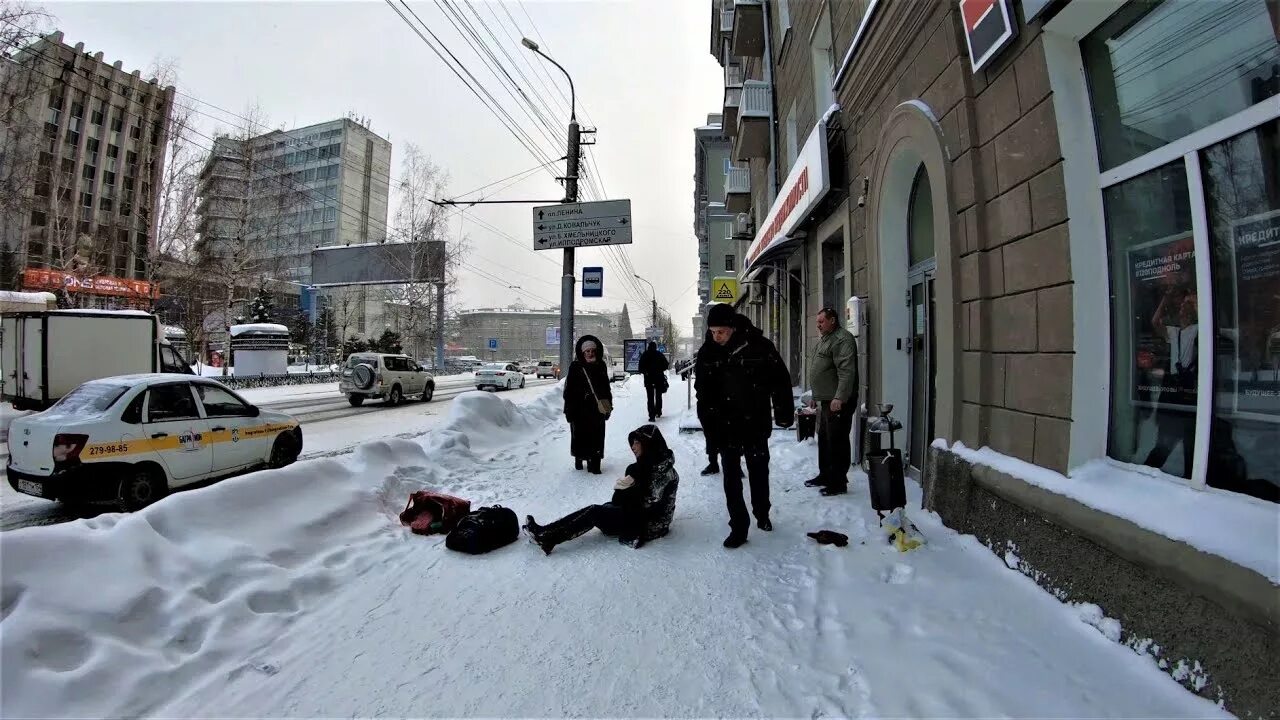 Площадь Калинина Новосибирск. Новосибирск площадь Калинина зима. Площадь Калинина Новосибирск зимой. Площадь Калинина зимой.