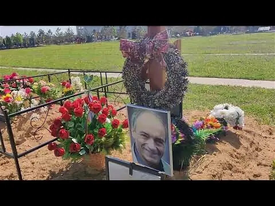 Известные могилы на троекуровском кладбище. Троекуровское кладбище в москве. Дедюшко кладбище. Троекуровское кладбище могилы знаменитостей. Видео троекуровское.